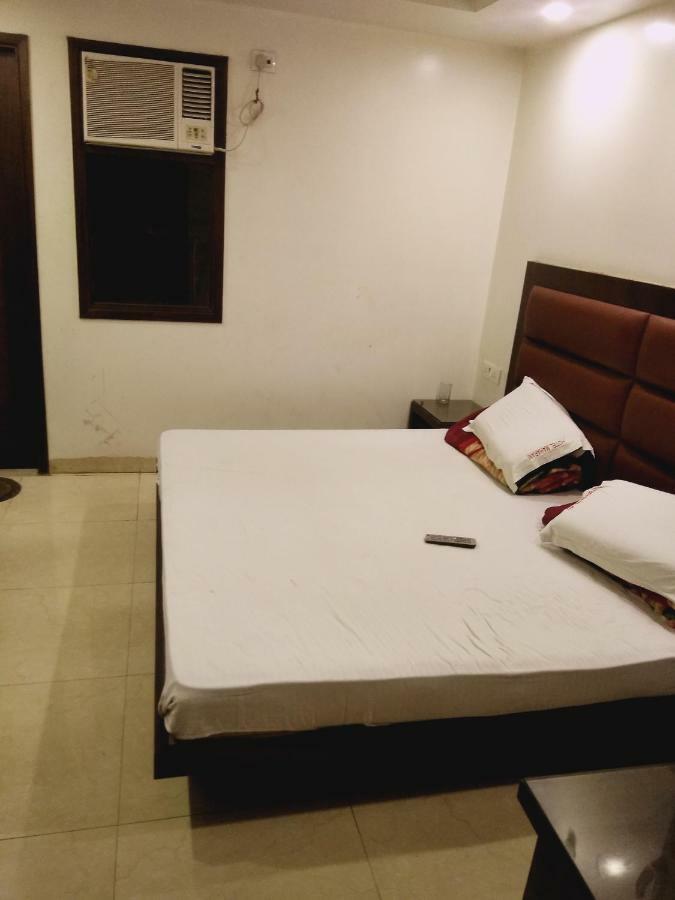 Hotel Maharani Lodge New Delhi Extérieur photo
